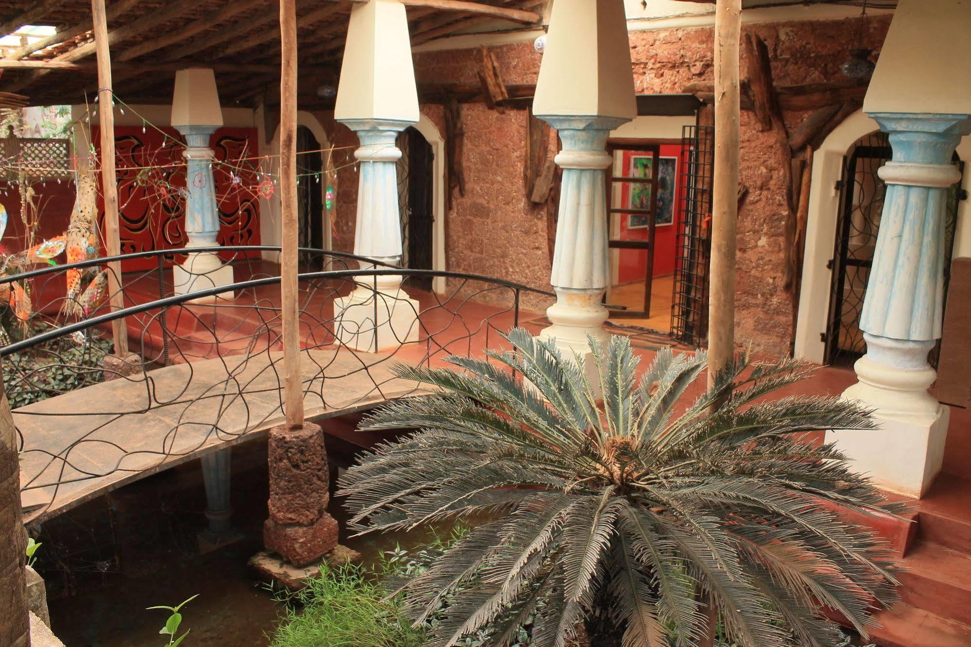 Saraya Bed & Breakfast Sangolda Bagian luar foto